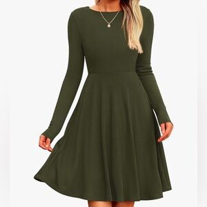 Green long sleeve dress